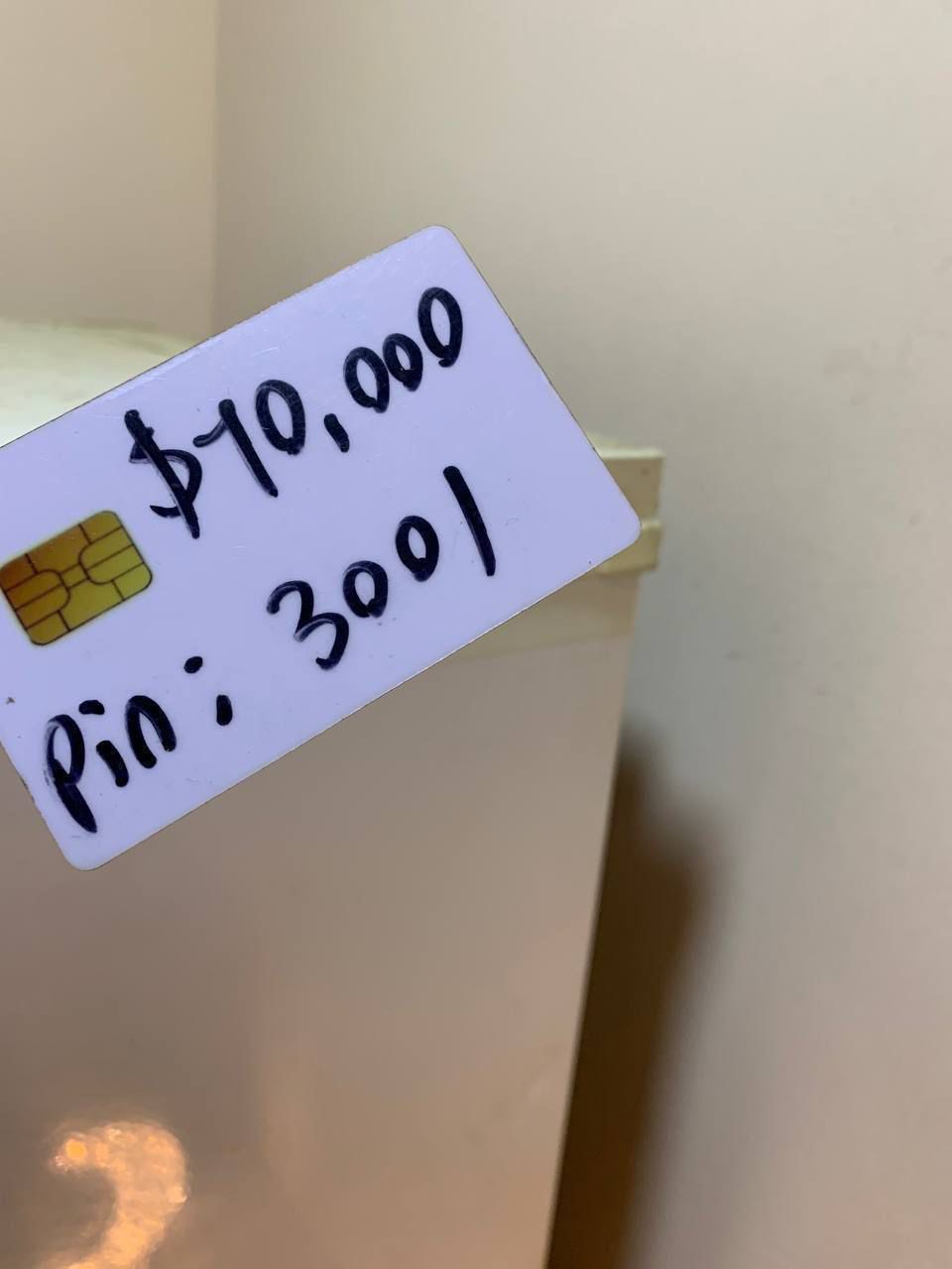 Jeeter Juice Side View